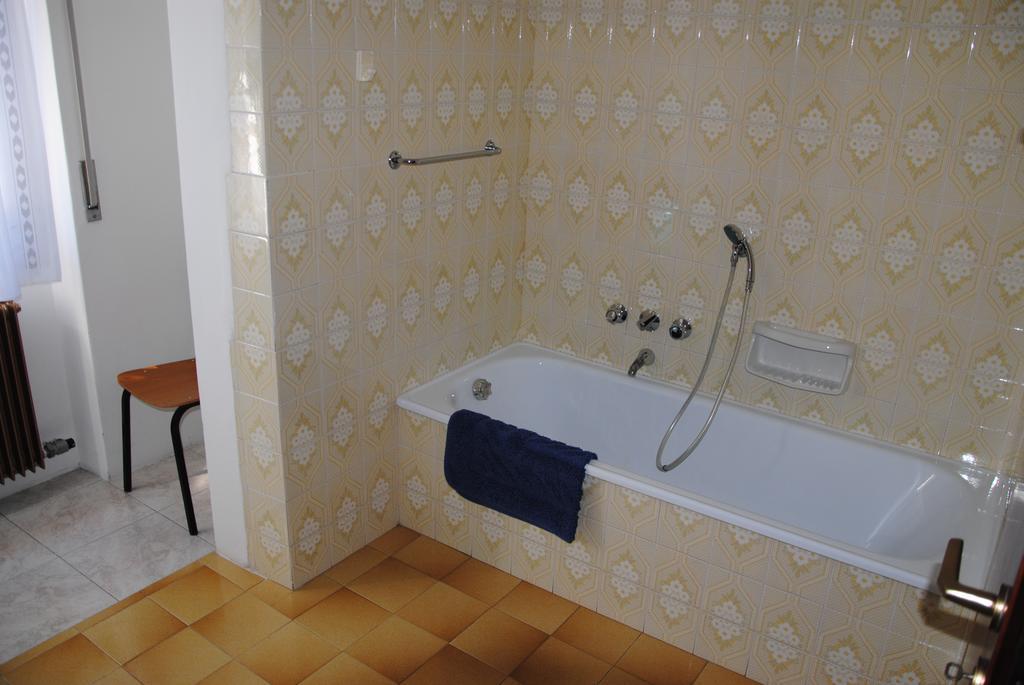 Appartamento da Bruna e Manuela Tenno Quarto foto